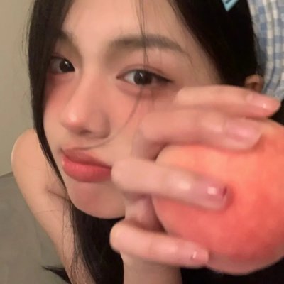 三个扑火的少年